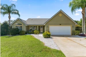 1093 SADIE LN, WINTER GARDEN, FL 34787 Sold 10/14/22