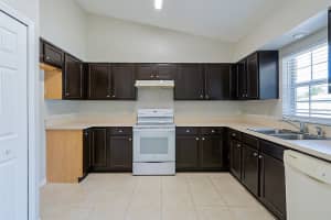 4761 Treasure Cay Rd, Tavares, FL 32778, Sold 03/10/23