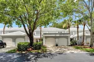 4885 Walden Cir, Orlando, FL 32811, Sold 08/19/22