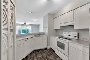 4885 Walden Cir, Orlando, FL 32811, Sold 08/19/22