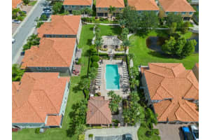8852 Della Scala Cir, Orlando, FL 32836, Sold 09/19/22