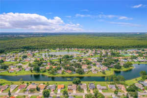 5302 Desmond Ln, Orlando, FL 32821, Sold 09/20/22