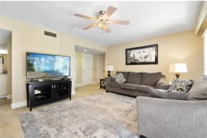 501 Maple Leaf Ct, Haines City, FL 33844, Sold 11/04/22