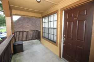 415 Lakepointe Dr, Altamonte Springs, FL 32701, Sold 09/12/22