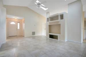 12122 Harkness Ct, Orlando, FL 32828, Sold 09/26/22