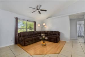 132 ROBBINS REST CIR, DAVENPORT, FL 33896 Sold 09/12/22