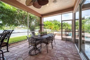 3683 W Lake Estates Dr, Davie, FL 33328, Sold 09/23/22