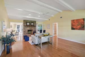 2204 Dogwood Cir, Mt Dora, FL 32757, Sold 10/05/22