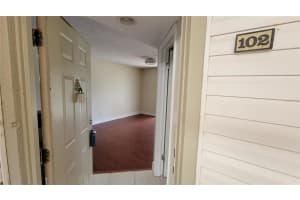 1940 LAKE ATRIUMS CIR #102, ORLANDO, FL 32839 Sold 09/26/22