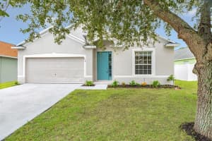 456 Knollwood Dr, Davenport, FL 33837, Sold 09/01/22