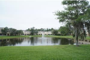 427 WILTON CIR, SANFORD, FL 32773 Sold 09/30/22