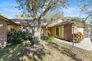 4280 Silver Lake Dr, Melbourne, FL 32901, Sold 01/04/23