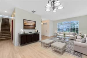 4527 Riverton Dr, Orlando, FL 32817, Sold 09/26/22