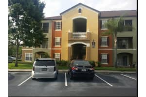 713 CREST PINES DR #235, ORLANDO, FL 32828 Sold 11/22/22