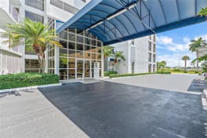 3901 S FLAGLER DR #1001, WEST PALM BEACH, FL 33405 Sold 11/08/22