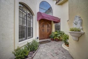 2428 VIA GENOVA, APOPKA, FL 32712 Sold 10/18/22