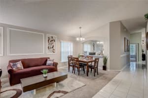 4052 Forest Island Dr, Orlando, FL 32826, Sold 10/28/22