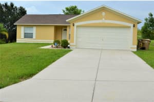 12013 Woodglen Cir, Clermont, FL 34711, Sold 10/17/22