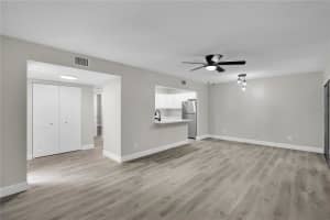 160 Live Oak Woods Ct, Deltona, FL 32725, Sold 09/06/22