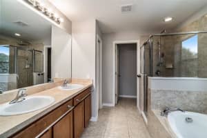7124 50TH AVENUE CIRCLE, PALMETTO, FL 34221 Sold 09/14/23