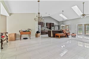9943 Bay Vista Estates Blvd, Orlando, FL 32836, Sold 09/16/22