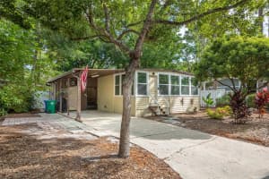 504 W Plantation Blvd, Lake Mary, FL 32746, Sold 09/13/22