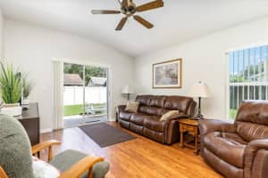 4609 Holden Ridge Ave, Orlando, FL 32839, Sold 09/20/22