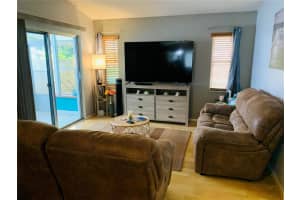 126 GROVE ST, ORLANDO, FL 32835 Sold 09/27/22