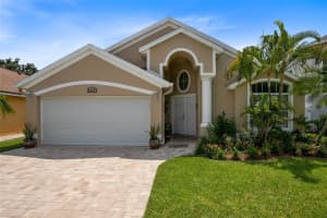 6827 CHERRY GROVE CIR, ORLANDO, FL 32809 Sold 11/04/22