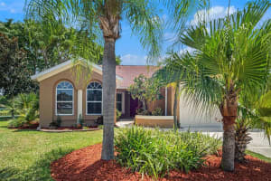 4840 11TH AVENUE CIR E, BRADENTON, FL 34208 Sold 05/26/23