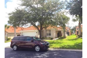 114 SEVILLA AVE, DAVENPORT, FL 33897 Sold 11/09/22