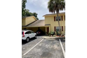 7504 FRAGANCIA CT, TAMPA, FL 33615 Sold 10/13/22