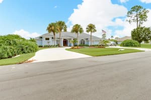 3972 SNOWY EGRET DR, MELBOURNE, FL 32904 Sold 12/05/22