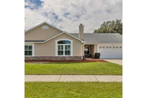 665 Lagoon Dr, Oviedo, FL 32765, Sold 09/26/22