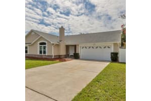 665 Lagoon Dr, Oviedo, FL 32765, Sold 09/26/22