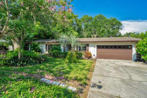 310 VALENCIA SHORES DR, WINTER GARDEN, FL 34787 Sold 10/18/22
