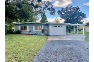 27728 LOIS DRIVE, TAVARES, FL 32778 Sold 03/17/23