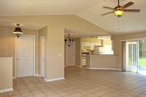 812 Cloyd Dairy Loop, Orlando, FL 32825, Sold 09/12/22