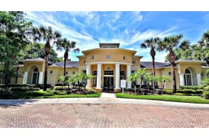2572 Robert Trent Jones Dr, Orlando, FL 32835, Sold 08/22/22