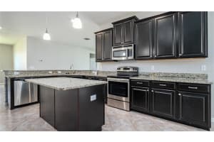 2426 CUMBERLAND CLIFF DR, RUSKIN, FL 33570 Sold 05/26/23