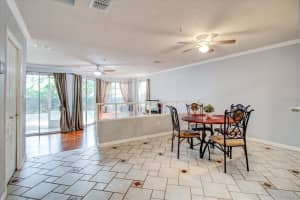 672 POST OAK CIR #114, ALTAMONTE SPRINGS, FL 32701 Sold 11/14/22