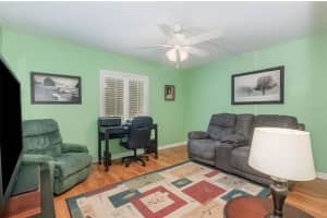 5 ESCONDIDO CIR #41, ALTAMONTE SPRINGS, FL 32701 Sold 09/12/22