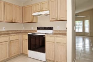 978 Rivecon Ave, Orlando, FL 32825, Sold 09/13/22