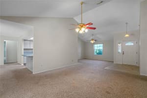 2953 ERSKINE DR, OVIEDO, FL 32765 Sold 09/19/22