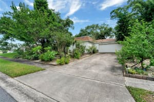 211 IVY FARM LN, CASSELBERRY, FL 32707 Sold 11/21/22