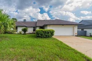 2929 GOLDEN ROCK DR, ORLANDO, FL 32818 Sold 01/31/23