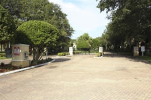 2652 ROBERT TRENT JONES DR #517, ORLANDO, FL 32835 Sold 04/17/23
