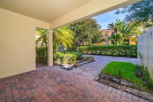 6959 Sorrento St, Orlando, FL 32819, Sold 09/23/22