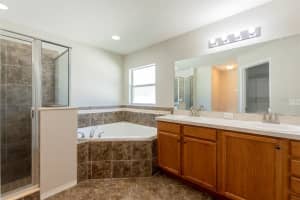105 MAJESTIC GARDENS CT, WINTER HAVEN, FL 33880 Sold 03/29/23