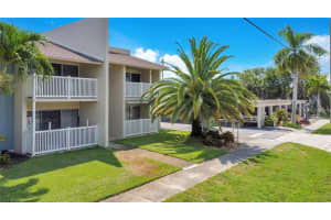 250 S Banana River Dr, Merritt Island, FL 32952, Sold 09/26/22